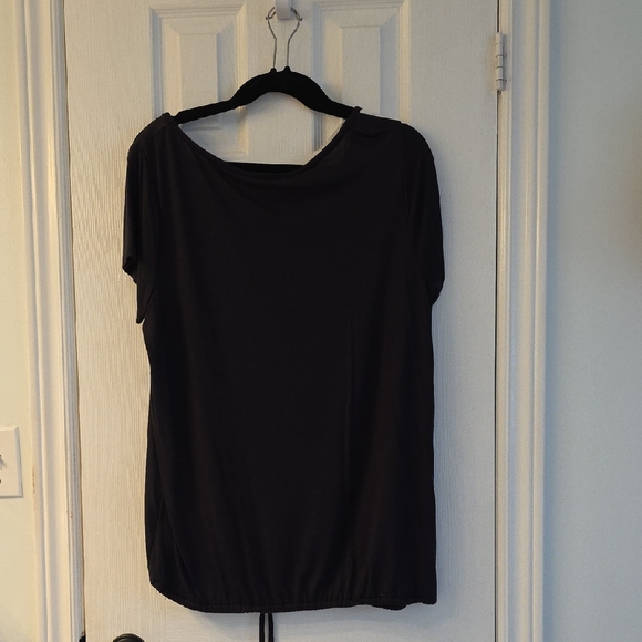 Michel Studio Black, White, and Blue Short Sleeve Top - Picture 4 of 5